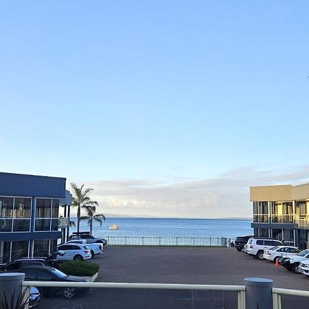 Hilton Beachfront Motel Port Lincoln Exterior photo