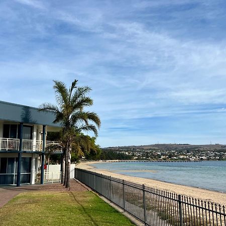 Hilton Beachfront Motel Port Lincoln Exterior photo