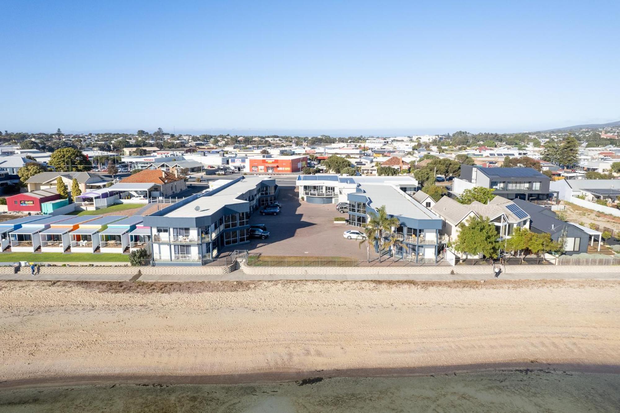 Hilton Beachfront Motel Port Lincoln Exterior photo